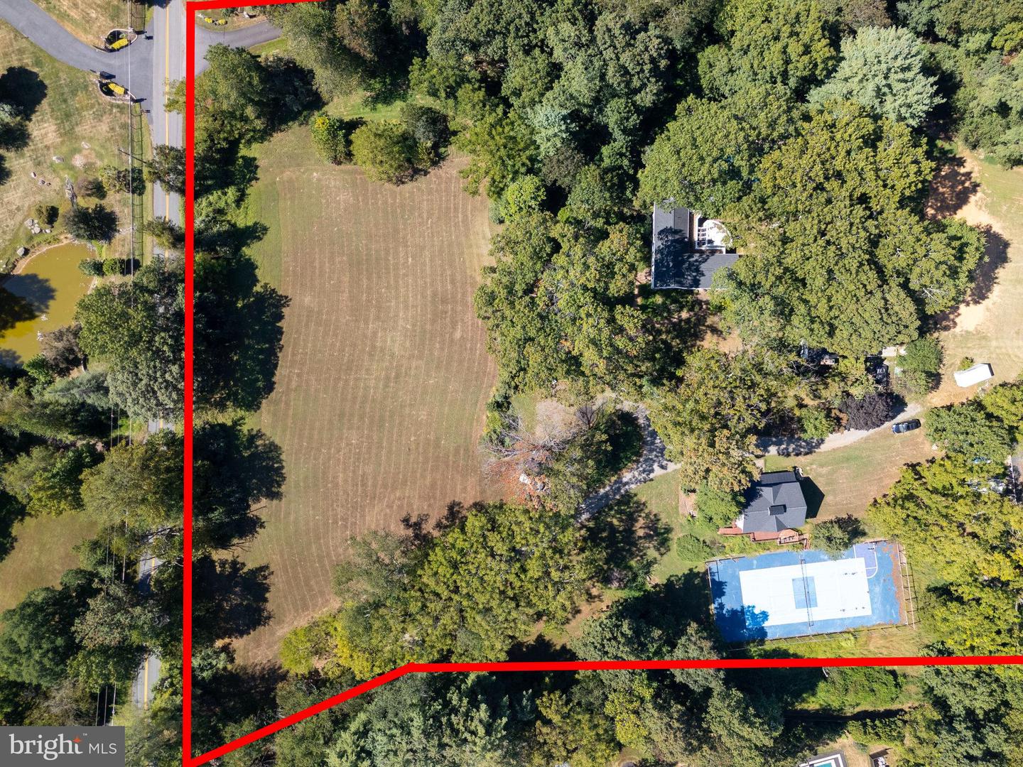 11214 STUART MILL RD, OAKTON, Virginia 22124, 6 Bedrooms Bedrooms, ,6 BathroomsBathrooms,Residential,For sale,11214 STUART MILL RD,VAFX2268004 MLS # VAFX2268004