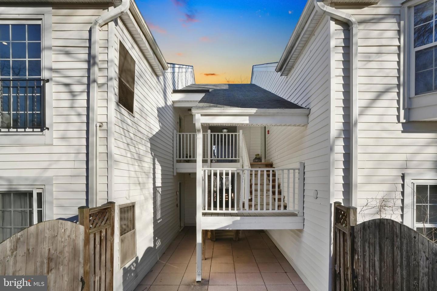 2050 N CALVERT ST #407, ARLINGTON, Virginia 22201, 2 Bedrooms Bedrooms, ,1 BathroomBathrooms,Residential,For sale,2050 N CALVERT ST #407,VAAR2063854 MLS # VAAR2063854