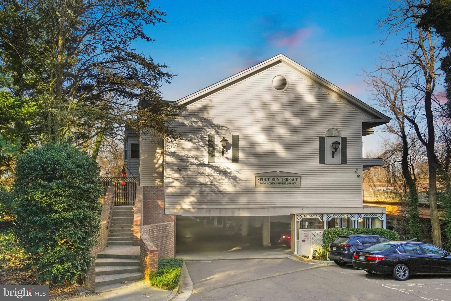 2050 N CALVERT ST #407, ARLINGTON, Virginia 22201, 2 Bedrooms Bedrooms, ,1 BathroomBathrooms,Residential,For sale,2050 N CALVERT ST #407,VAAR2063854 MLS # VAAR2063854