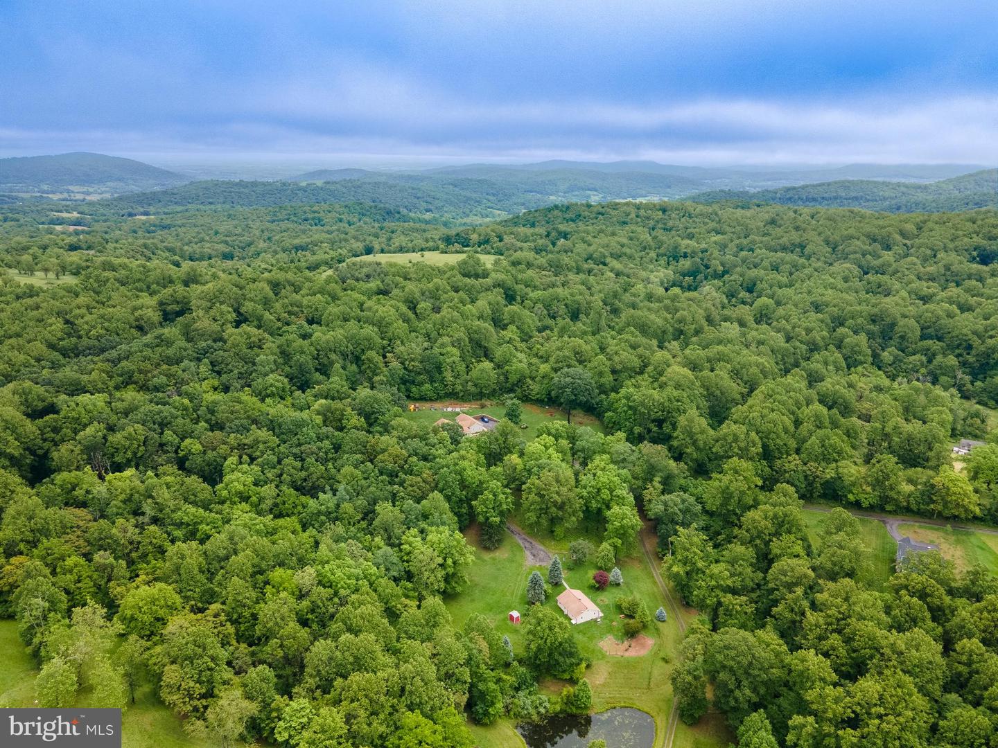 5861 VINE LN, LINDEN, Virginia 22642, 3 Bedrooms Bedrooms, ,2 BathroomsBathrooms,Residential,For sale,5861 VINE LN,VAFQ2018350 MLS # VAFQ2018350