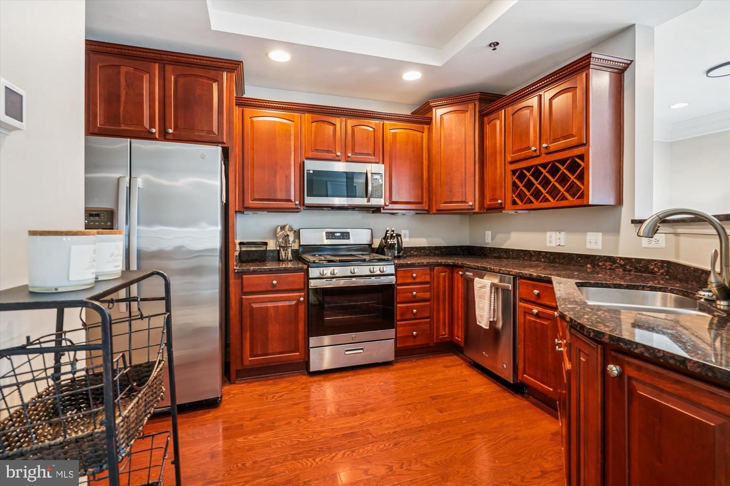 3549 HUNTLEY MANOR LN, ALEXANDRIA, Virginia 22306, 3 Bedrooms Bedrooms, ,2 BathroomsBathrooms,Residential,For sale,3549 HUNTLEY MANOR LN,VAFX2268122 MLS # VAFX2268122