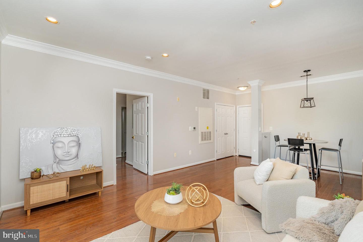 4850 EISENHOWER AVE #203, ALEXANDRIA, Virginia 22304, 2 Bedrooms Bedrooms, ,2 BathroomsBathrooms,Residential,For sale,4850 EISENHOWER AVE #203,VAAX2049894 MLS # VAAX2049894