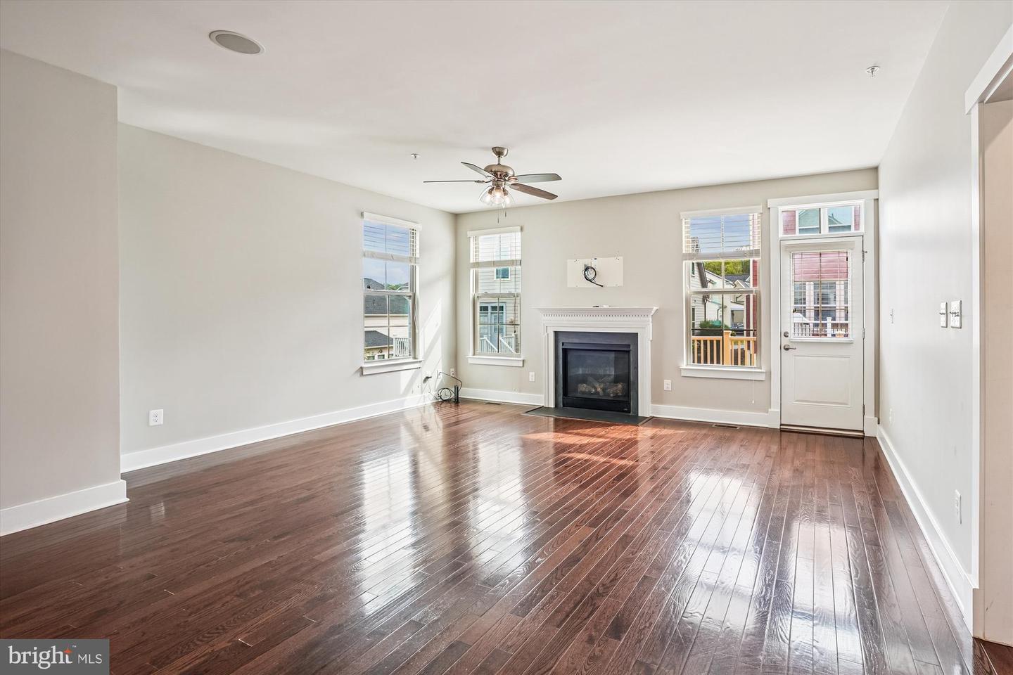 2365 HARMSWORTH DR, DUMFRIES, Virginia 22026, 4 Bedrooms Bedrooms, ,3 BathroomsBathrooms,Residential,For sale,2365 HARMSWORTH DR,VAPW2104350 MLS # VAPW2104350