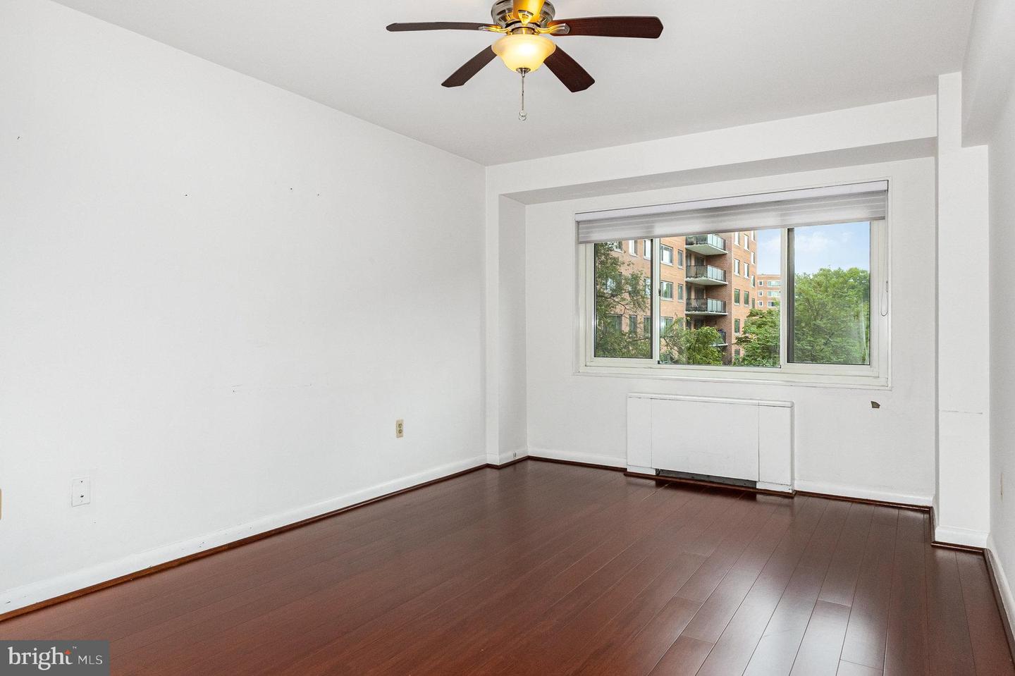 4201 CATHEDRAL AVE NW #323E, WASHINGTON, District Of Columbia 20016, 2 Bedrooms Bedrooms, ,2 BathroomsBathrooms,Residential,For sale,4201 CATHEDRAL AVE NW #323E,DCDC2223054 MLS # DCDC2223054