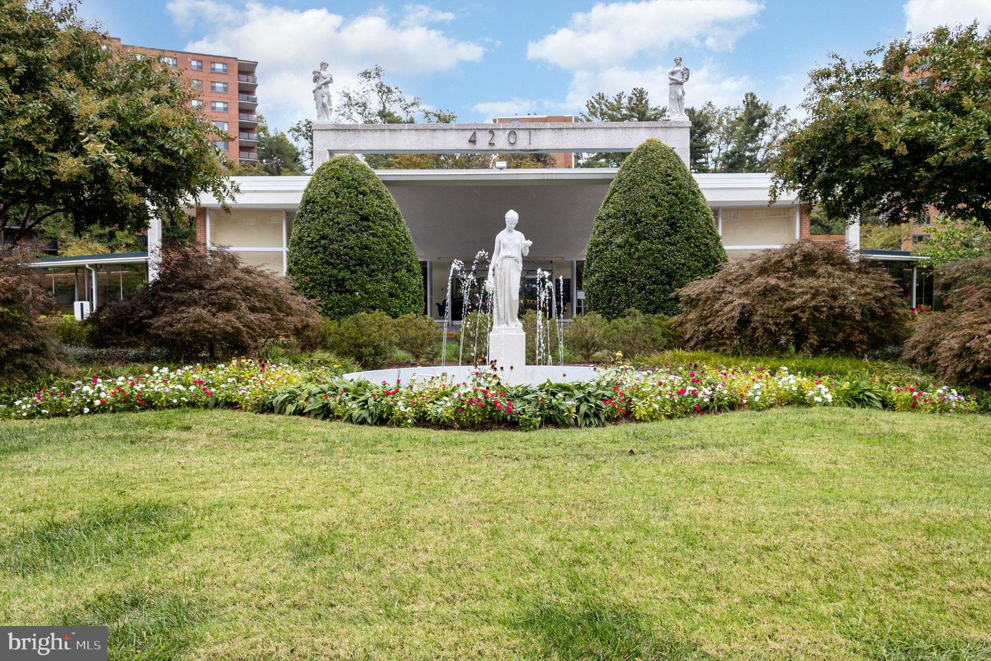 4201 CATHEDRAL AVE NW #323E, WASHINGTON, District Of Columbia 20016, 2 Bedrooms Bedrooms, ,2 BathroomsBathrooms,Residential,For sale,4201 CATHEDRAL AVE NW #323E,DCDC2223054 MLS # DCDC2223054