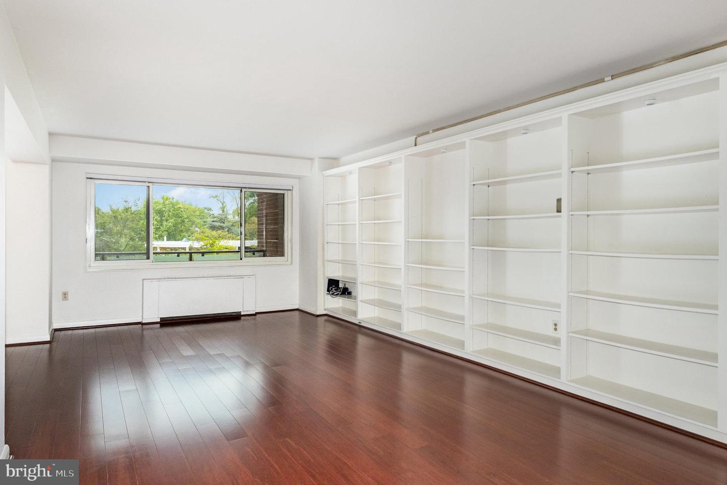 4201 CATHEDRAL AVE NW #323E, WASHINGTON, District Of Columbia 20016, 2 Bedrooms Bedrooms, ,2 BathroomsBathrooms,Residential,For sale,4201 CATHEDRAL AVE NW #323E,DCDC2223054 MLS # DCDC2223054