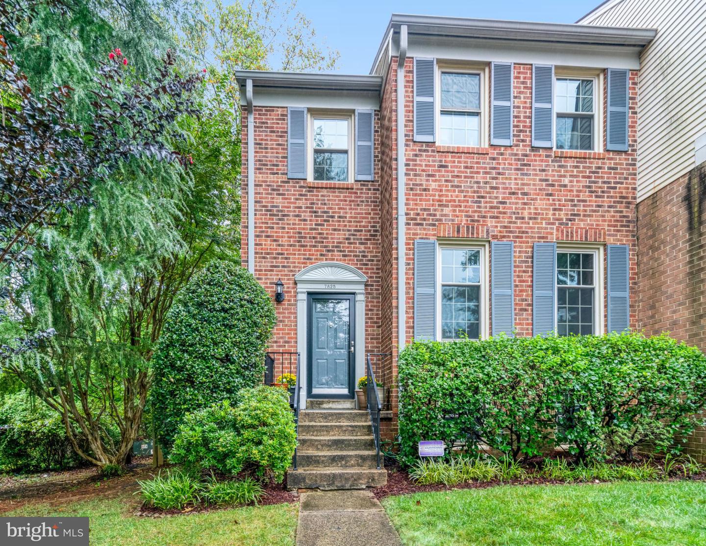 7825 BUTTERFIELD LN, ANNANDALE, Virginia 22003, 4 Bedrooms Bedrooms, 13 Rooms Rooms,3 BathroomsBathrooms,Residential,For sale,7825 BUTTERFIELD LN,VAFX2268104 MLS # VAFX2268104