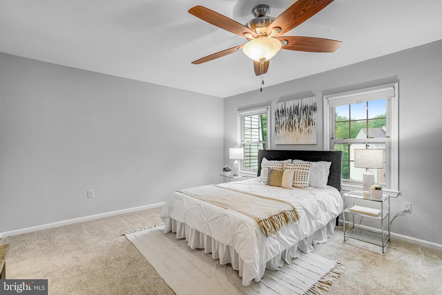 7825 BUTTERFIELD LN, ANNANDALE, Virginia 22003, 4 Bedrooms Bedrooms, 13 Rooms Rooms,3 BathroomsBathrooms,Residential,For sale,7825 BUTTERFIELD LN,VAFX2268104 MLS # VAFX2268104