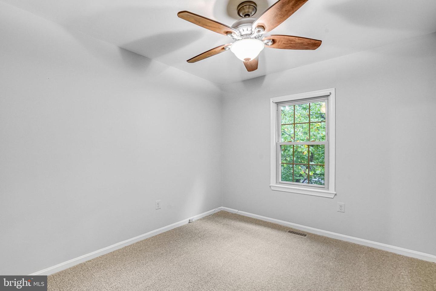 7825 BUTTERFIELD LN, ANNANDALE, Virginia 22003, 4 Bedrooms Bedrooms, 13 Rooms Rooms,3 BathroomsBathrooms,Residential,For sale,7825 BUTTERFIELD LN,VAFX2268104 MLS # VAFX2268104