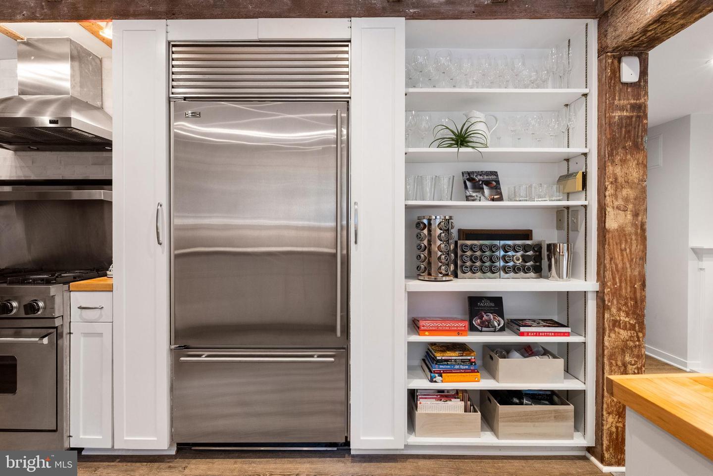 430 S LEE ST S, ALEXANDRIA, Virginia 22314, 4 Bedrooms Bedrooms, ,3 BathroomsBathrooms,Residential,For sale,430 S LEE ST S,VAAX2049902 MLS # VAAX2049902