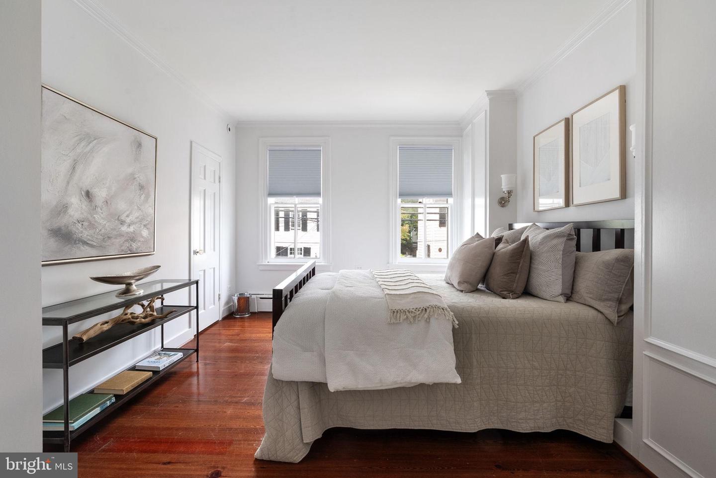 430 S LEE ST S, ALEXANDRIA, Virginia 22314, 4 Bedrooms Bedrooms, ,3 BathroomsBathrooms,Residential,For sale,430 S LEE ST S,VAAX2049902 MLS # VAAX2049902