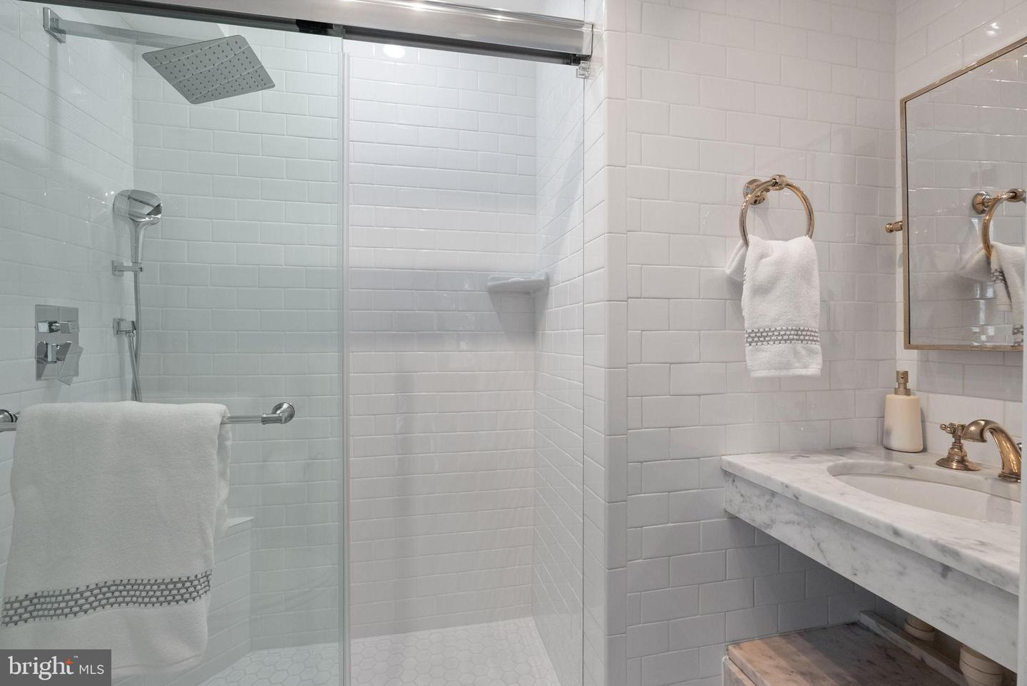 430 S LEE ST S, ALEXANDRIA, Virginia 22314, 4 Bedrooms Bedrooms, ,3 BathroomsBathrooms,Residential,For sale,430 S LEE ST S,VAAX2049902 MLS # VAAX2049902