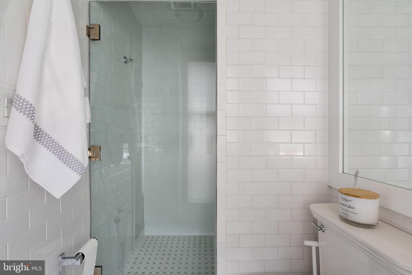 430 S LEE ST S, ALEXANDRIA, Virginia 22314, 4 Bedrooms Bedrooms, ,3 BathroomsBathrooms,Residential,For sale,430 S LEE ST S,VAAX2049902 MLS # VAAX2049902