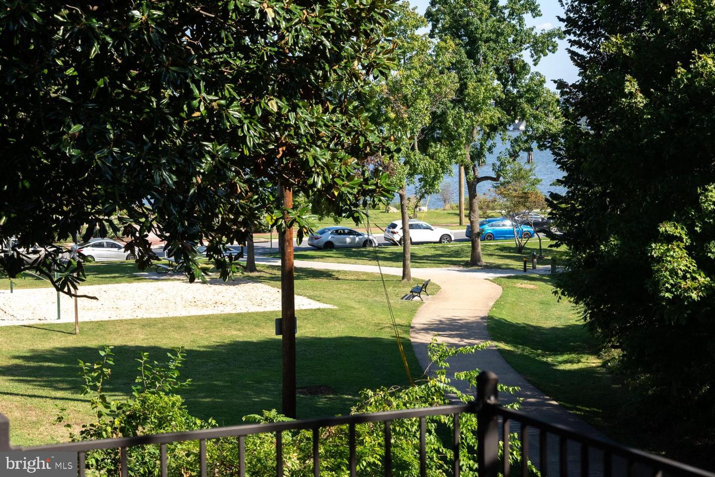 430 S LEE ST S, ALEXANDRIA, Virginia 22314, 4 Bedrooms Bedrooms, ,3 BathroomsBathrooms,Residential,For sale,430 S LEE ST S,VAAX2049902 MLS # VAAX2049902