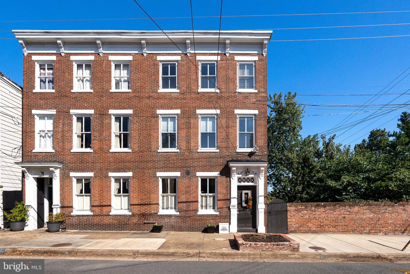 430 S LEE ST S, ALEXANDRIA, Virginia 22314, 4 Bedrooms Bedrooms, ,3 BathroomsBathrooms,Residential,For sale,430 S LEE ST S,VAAX2049902 MLS # VAAX2049902