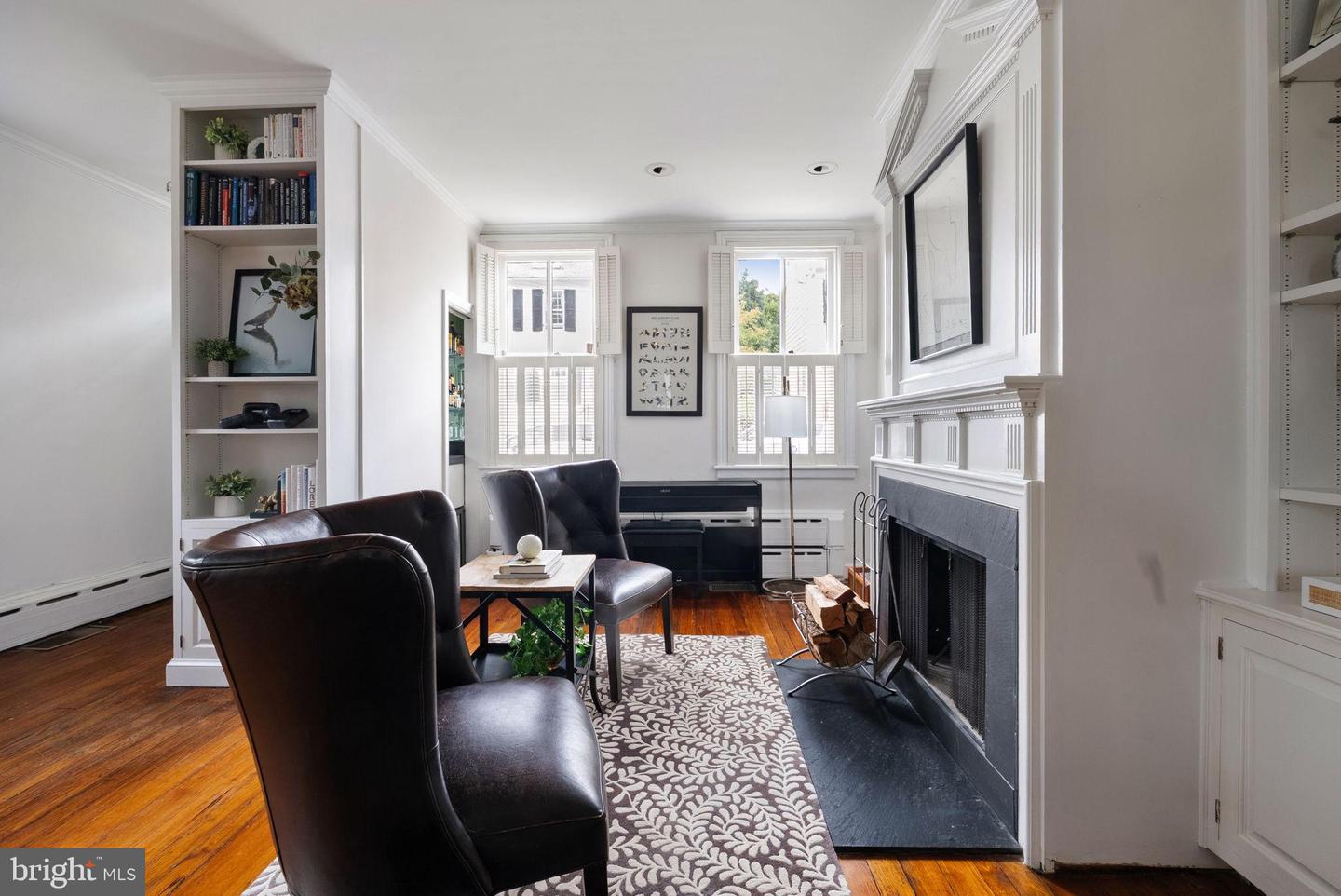 430 S LEE ST S, ALEXANDRIA, Virginia 22314, 4 Bedrooms Bedrooms, ,3 BathroomsBathrooms,Residential,For sale,430 S LEE ST S,VAAX2049902 MLS # VAAX2049902