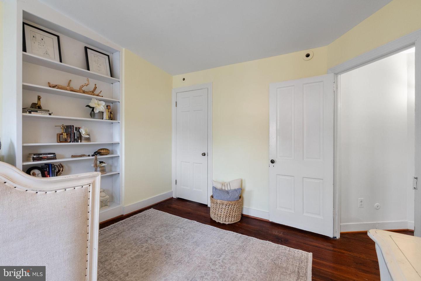 430 S LEE ST S, ALEXANDRIA, Virginia 22314, 4 Bedrooms Bedrooms, ,3 BathroomsBathrooms,Residential,For sale,430 S LEE ST S,VAAX2049902 MLS # VAAX2049902