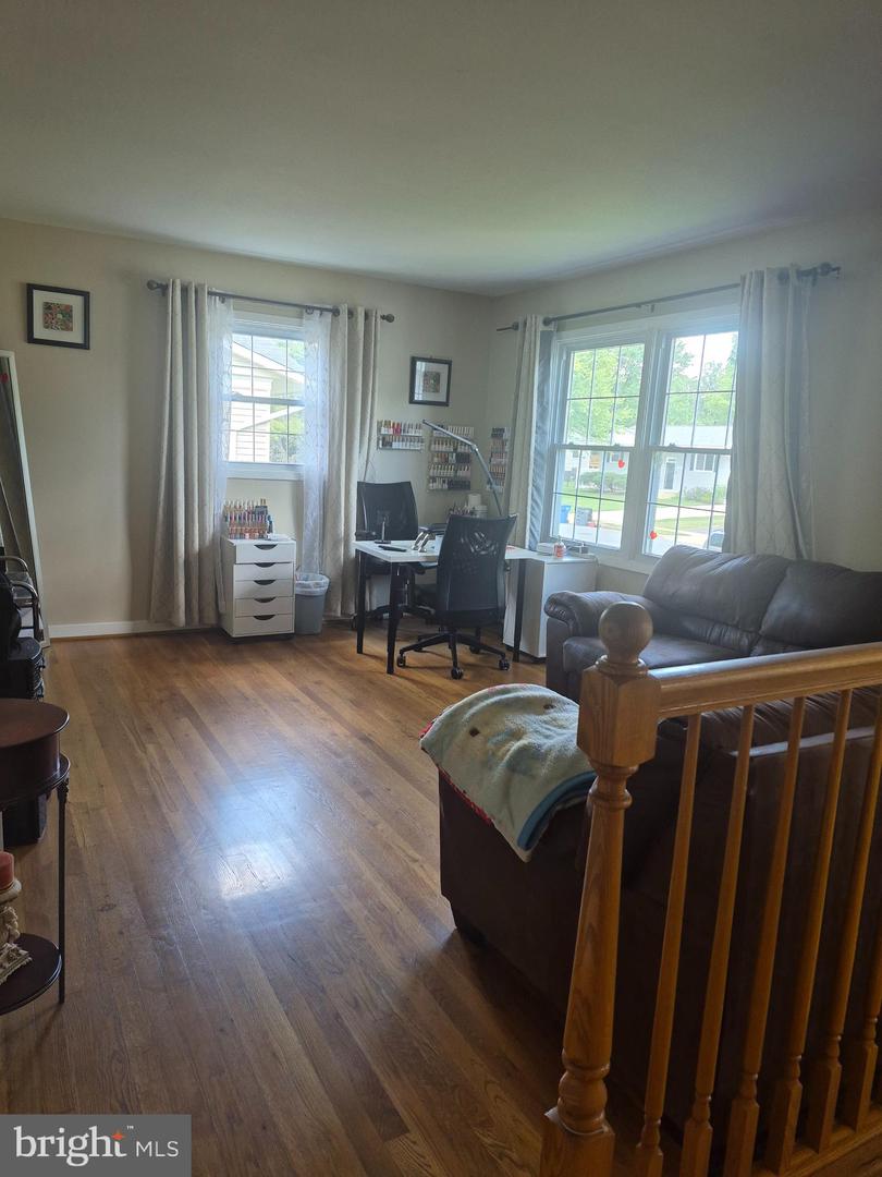 7952 HAMMOND ST, ALEXANDRIA, Virginia 22309, 3 Bedrooms Bedrooms, ,2 BathroomsBathrooms,Residential,For sale,7952 HAMMOND ST,VAFX2268210 MLS # VAFX2268210