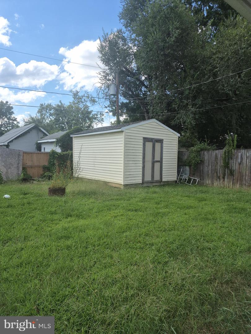 7952 HAMMOND ST, ALEXANDRIA, Virginia 22309, 3 Bedrooms Bedrooms, ,2 BathroomsBathrooms,Residential,For sale,7952 HAMMOND ST,VAFX2268210 MLS # VAFX2268210