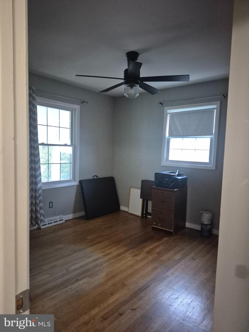 7952 HAMMOND ST, ALEXANDRIA, Virginia 22309, 3 Bedrooms Bedrooms, ,2 BathroomsBathrooms,Residential,For sale,7952 HAMMOND ST,VAFX2268210 MLS # VAFX2268210