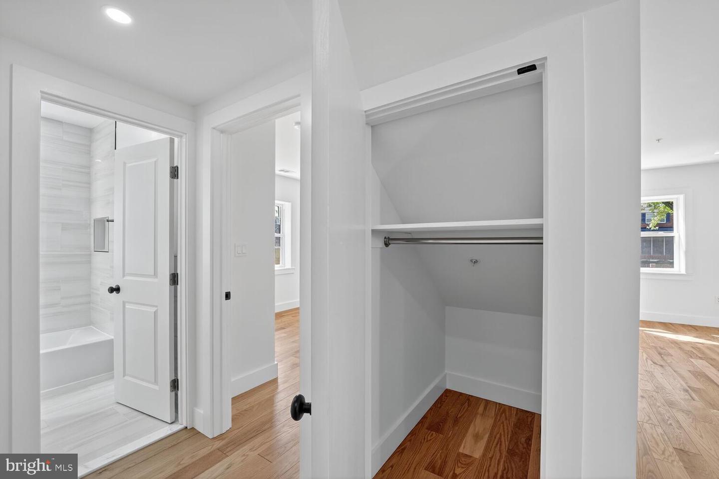 1516 EVARTS ST NE, WASHINGTON, District Of Columbia 20018, 5 Bedrooms Bedrooms, ,3 BathroomsBathrooms,Residential,For sale,1516 EVARTS ST NE,DCDC2223174 MLS # DCDC2223174 1516 EVARTS ST NE, WASHINGTON, District Of Columbia 20018, 5 Bedrooms Bedrooms, ,3 BathroomsBathrooms,Residential,For sale,1516 EVARTS ST NE,DCDC2223174 MLS # DCDC2223174