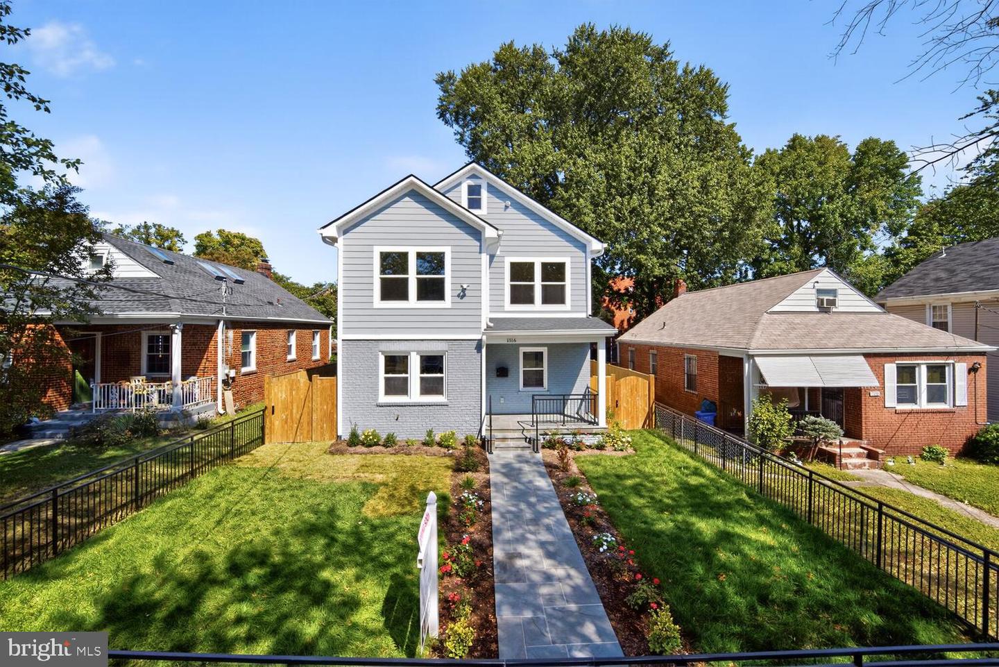 1516 EVARTS ST NE, WASHINGTON, District Of Columbia 20018, 5 Bedrooms Bedrooms, ,3 BathroomsBathrooms,Residential,For sale,1516 EVARTS ST NE,DCDC2223174 MLS # DCDC2223174 1516 EVARTS ST NE, WASHINGTON, District Of Columbia 20018, 5 Bedrooms Bedrooms, ,3 BathroomsBathrooms,Residential,For sale,1516 EVARTS ST NE,DCDC2223174 MLS # DCDC2223174