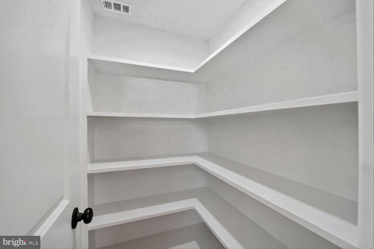 1516 EVARTS ST NE, WASHINGTON, District Of Columbia 20018, 5 Bedrooms Bedrooms, ,3 BathroomsBathrooms,Residential,For sale,1516 EVARTS ST NE,DCDC2223174 MLS # DCDC2223174 1516 EVARTS ST NE, WASHINGTON, District Of Columbia 20018, 5 Bedrooms Bedrooms, ,3 BathroomsBathrooms,Residential,For sale,1516 EVARTS ST NE,DCDC2223174 MLS # DCDC2223174