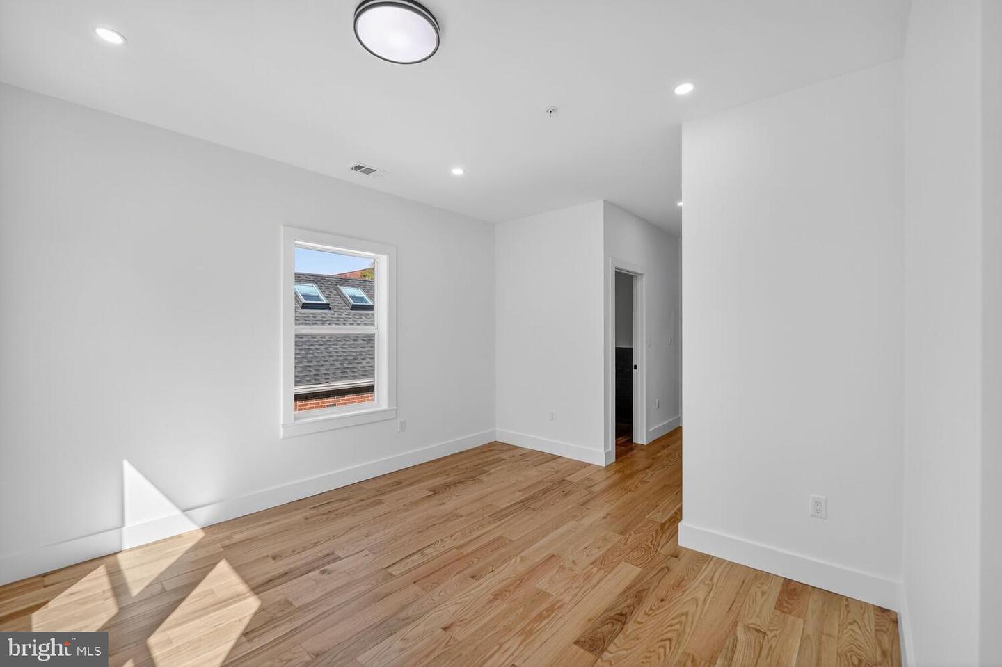 1516 EVARTS ST NE, WASHINGTON, District Of Columbia 20018, 5 Bedrooms Bedrooms, ,3 BathroomsBathrooms,Residential,For sale,1516 EVARTS ST NE,DCDC2223174 MLS # DCDC2223174 1516 EVARTS ST NE, WASHINGTON, District Of Columbia 20018, 5 Bedrooms Bedrooms, ,3 BathroomsBathrooms,Residential,For sale,1516 EVARTS ST NE,DCDC2223174 MLS # DCDC2223174