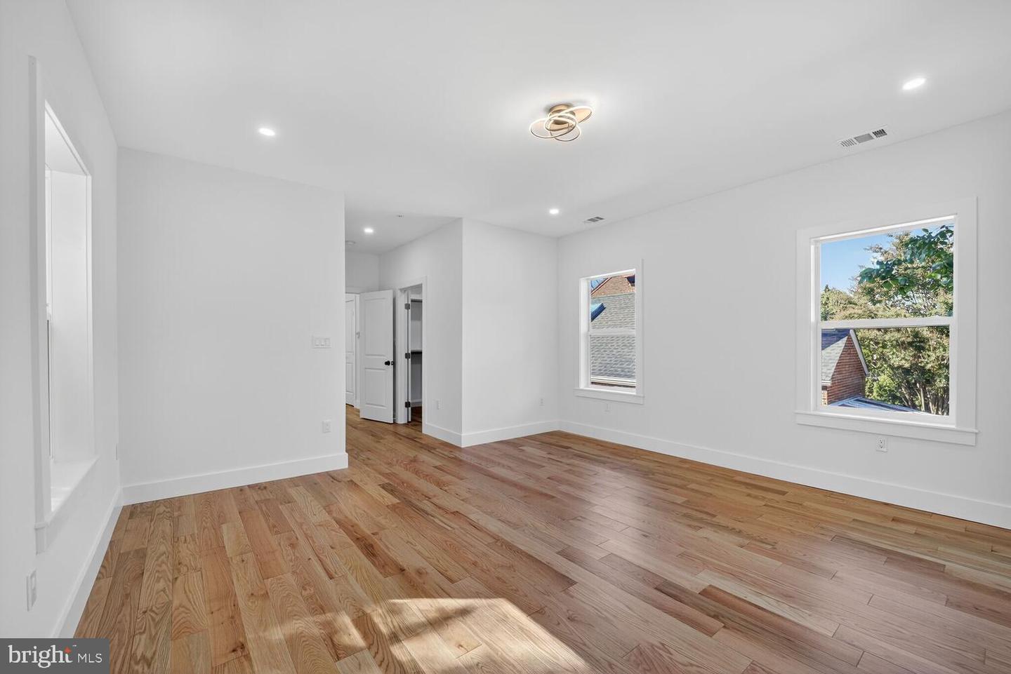 1516 EVARTS ST NE, WASHINGTON, District Of Columbia 20018, 5 Bedrooms Bedrooms, ,3 BathroomsBathrooms,Residential,For sale,1516 EVARTS ST NE,DCDC2223174 MLS # DCDC2223174 1516 EVARTS ST NE, WASHINGTON, District Of Columbia 20018, 5 Bedrooms Bedrooms, ,3 BathroomsBathrooms,Residential,For sale,1516 EVARTS ST NE,DCDC2223174 MLS # DCDC2223174