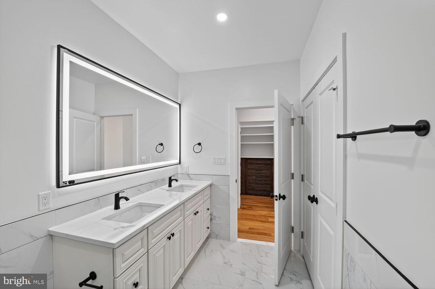 1516 EVARTS ST NE, WASHINGTON, District Of Columbia 20018, 5 Bedrooms Bedrooms, ,3 BathroomsBathrooms,Residential,For sale,1516 EVARTS ST NE,DCDC2223174 MLS # DCDC2223174 1516 EVARTS ST NE, WASHINGTON, District Of Columbia 20018, 5 Bedrooms Bedrooms, ,3 BathroomsBathrooms,Residential,For sale,1516 EVARTS ST NE,DCDC2223174 MLS # DCDC2223174