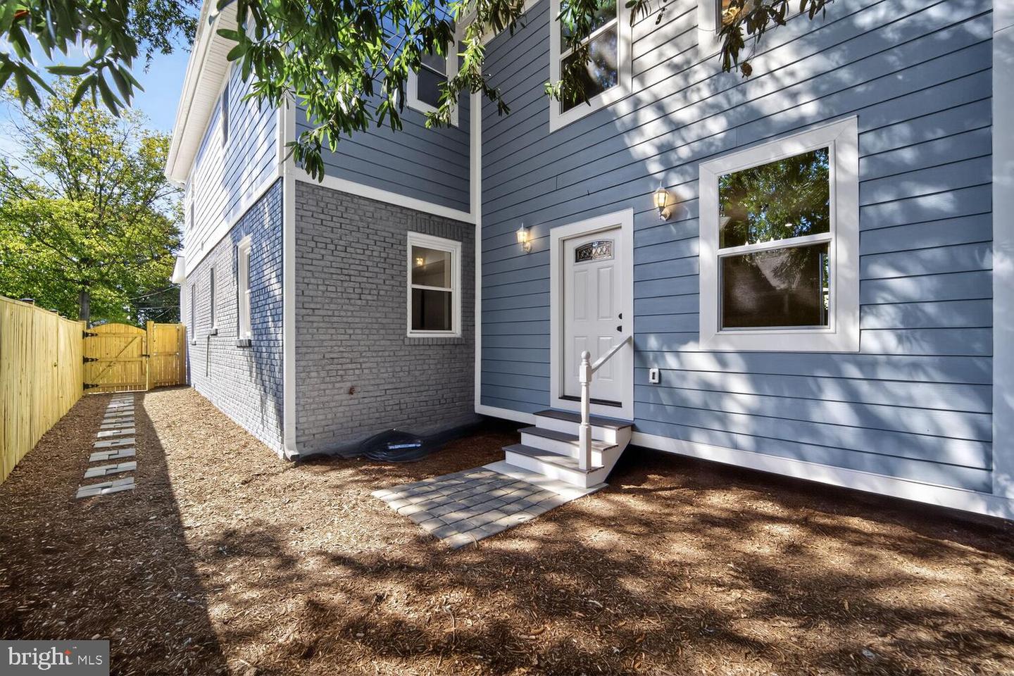 1516 EVARTS ST NE, WASHINGTON, District Of Columbia 20018, 5 Bedrooms Bedrooms, ,3 BathroomsBathrooms,Residential,For sale,1516 EVARTS ST NE,DCDC2223174 MLS # DCDC2223174 1516 EVARTS ST NE, WASHINGTON, District Of Columbia 20018, 5 Bedrooms Bedrooms, ,3 BathroomsBathrooms,Residential,For sale,1516 EVARTS ST NE,DCDC2223174 MLS # DCDC2223174