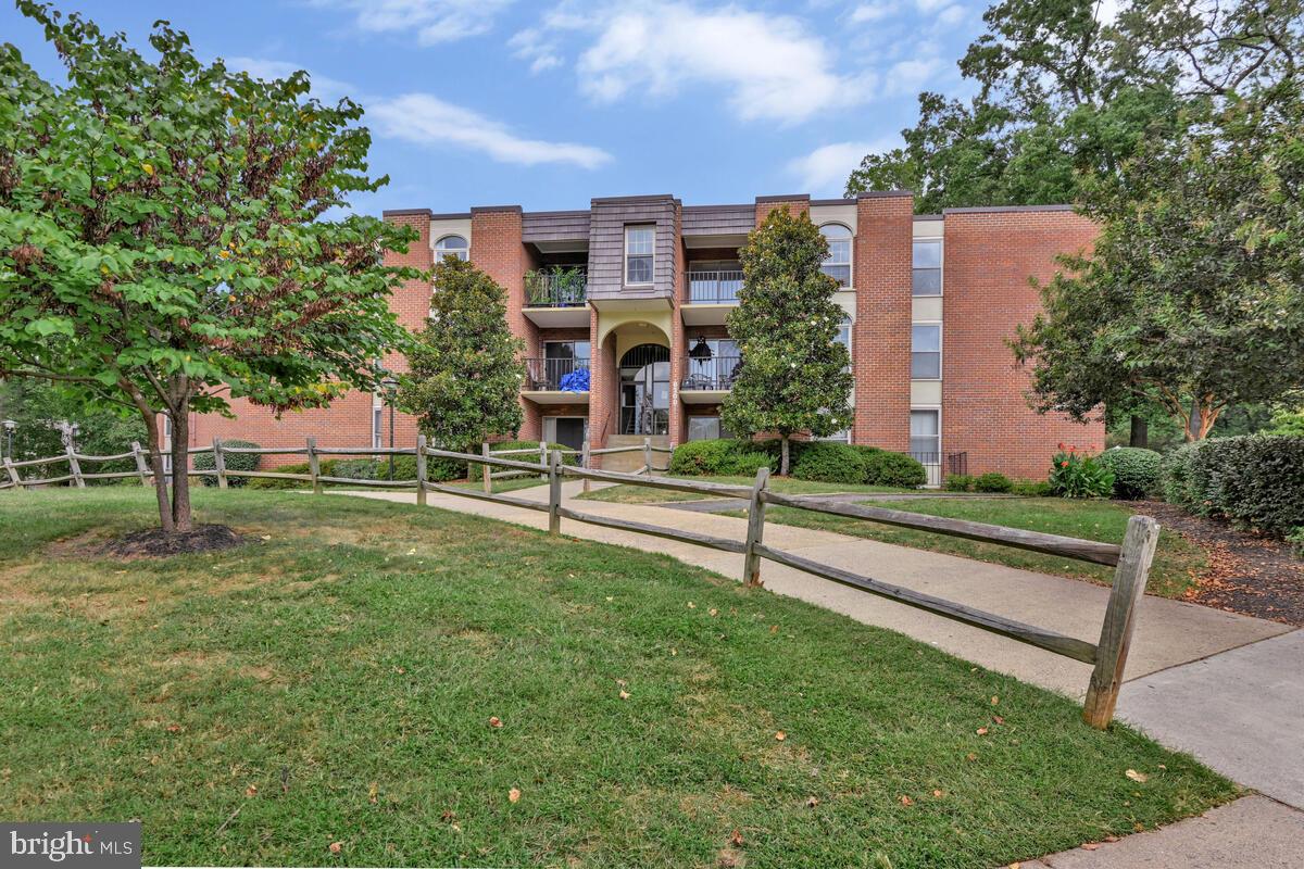 8300 TOBIN RD #34, ANNANDALE, Virginia 22003, 2 Bedrooms Bedrooms, ,1 BathroomBathrooms,Residential,For sale,8300 TOBIN RD #34,VAFX2268212 MLS # VAFX2268212