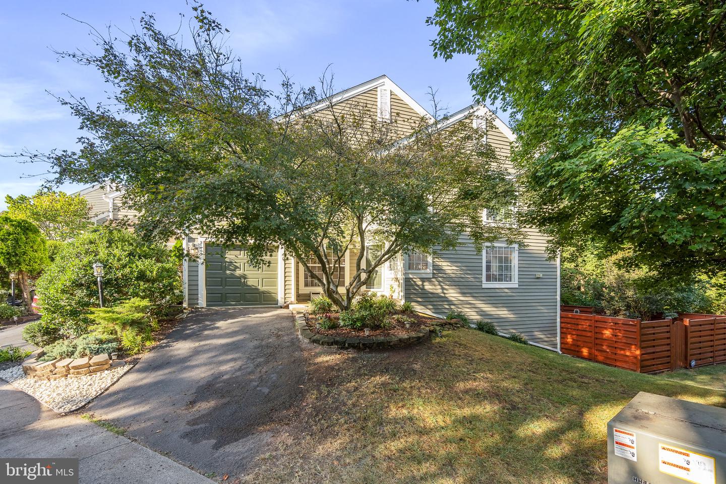 21113 CROCUS TER, ASHBURN, Virginia 20147, 2 Bedrooms Bedrooms, ,3 BathroomsBathrooms,Residential,For sale,21113 CROCUS TER,VALO2107186 MLS # VALO2107186