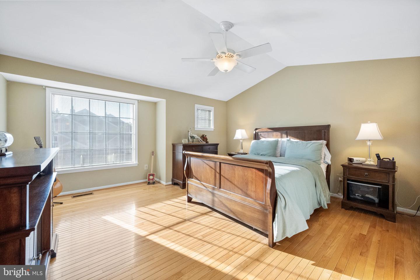 21113 CROCUS TER, ASHBURN, Virginia 20147, 2 Bedrooms Bedrooms, ,3 BathroomsBathrooms,Residential,For sale,21113 CROCUS TER,VALO2107186 MLS # VALO2107186