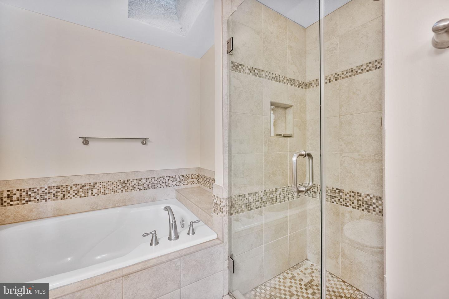 21113 CROCUS TER, ASHBURN, Virginia 20147, 2 Bedrooms Bedrooms, ,3 BathroomsBathrooms,Residential,For sale,21113 CROCUS TER,VALO2107186 MLS # VALO2107186