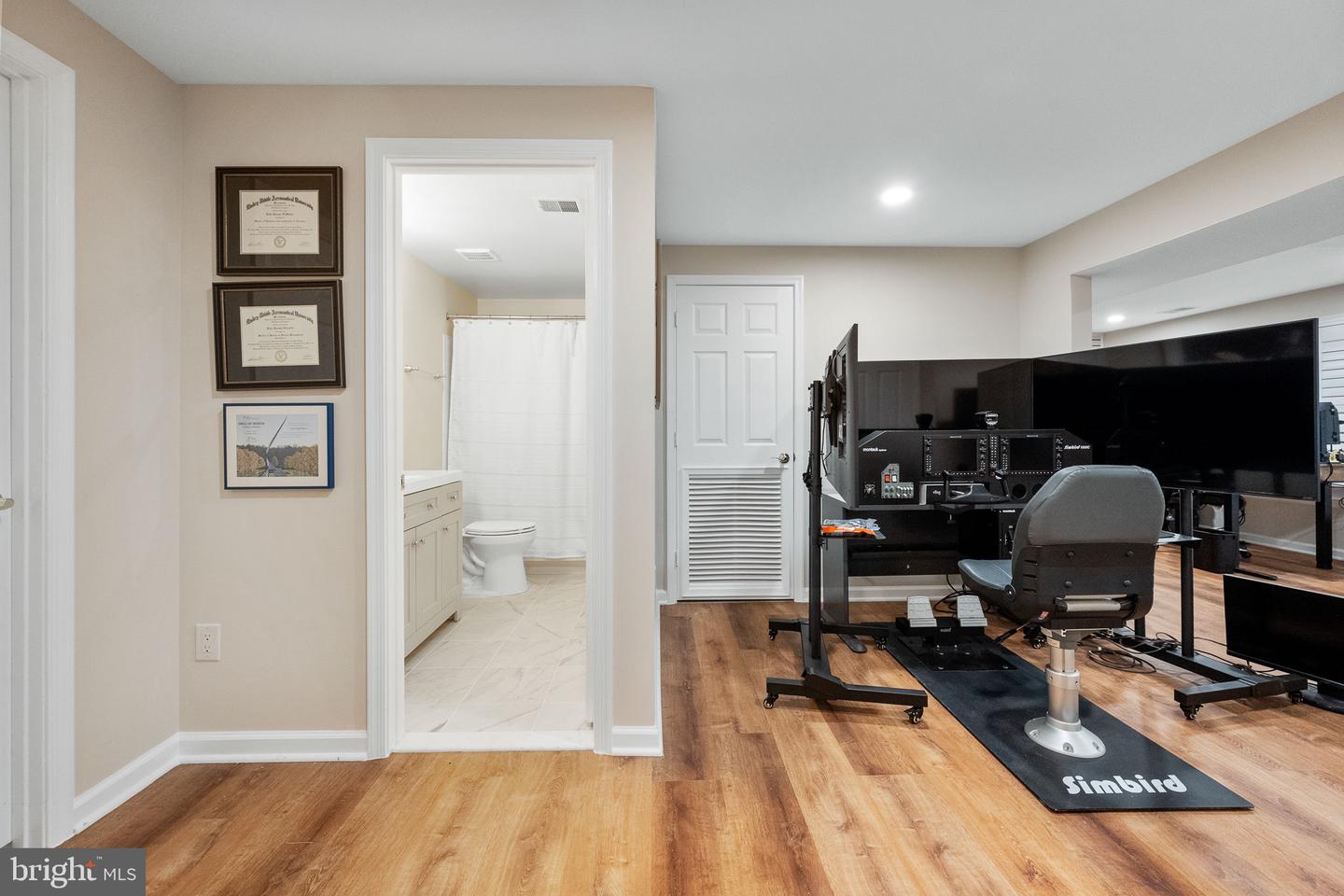 21113 CROCUS TER, ASHBURN, Virginia 20147, 2 Bedrooms Bedrooms, ,3 BathroomsBathrooms,Residential,For sale,21113 CROCUS TER,VALO2107186 MLS # VALO2107186
