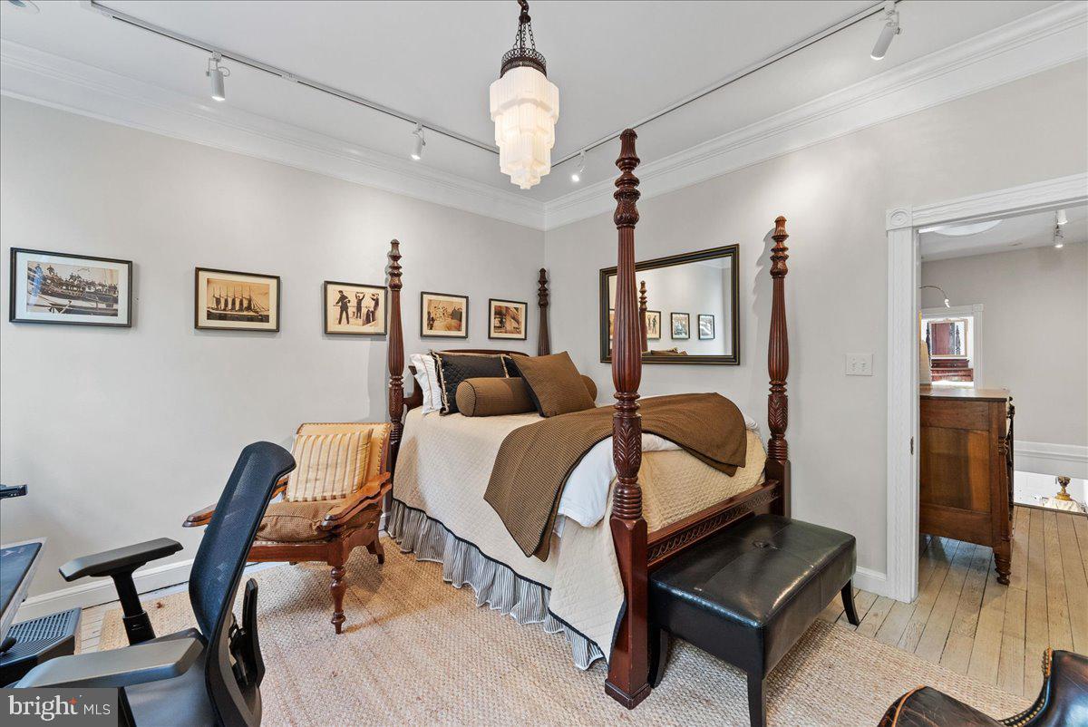 2815 Q ST NW, WASHINGTON, District Of Columbia 20007, 3 Bedrooms Bedrooms, ,3 BathroomsBathrooms,Residential,For sale,2815 Q ST NW,DCDC2223244 MLS # DCDC2223244