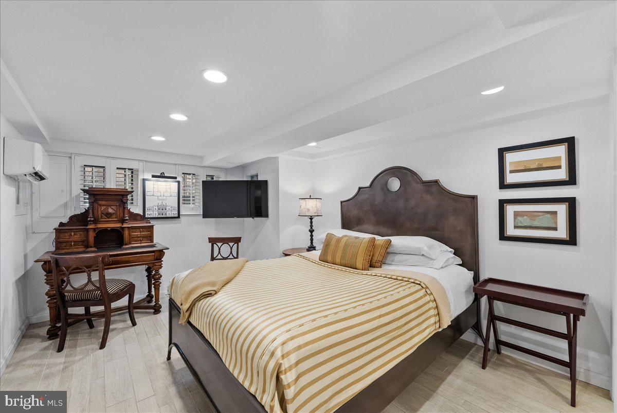 2815 Q ST NW, WASHINGTON, District Of Columbia 20007, 3 Bedrooms Bedrooms, ,3 BathroomsBathrooms,Residential,For sale,2815 Q ST NW,DCDC2223244 MLS # DCDC2223244