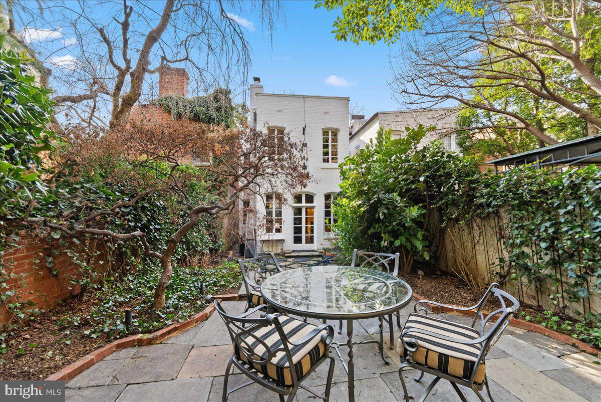 2815 Q ST NW, WASHINGTON, District Of Columbia 20007, 3 Bedrooms Bedrooms, ,3 BathroomsBathrooms,Residential,For sale,2815 Q ST NW,DCDC2223244 MLS # DCDC2223244