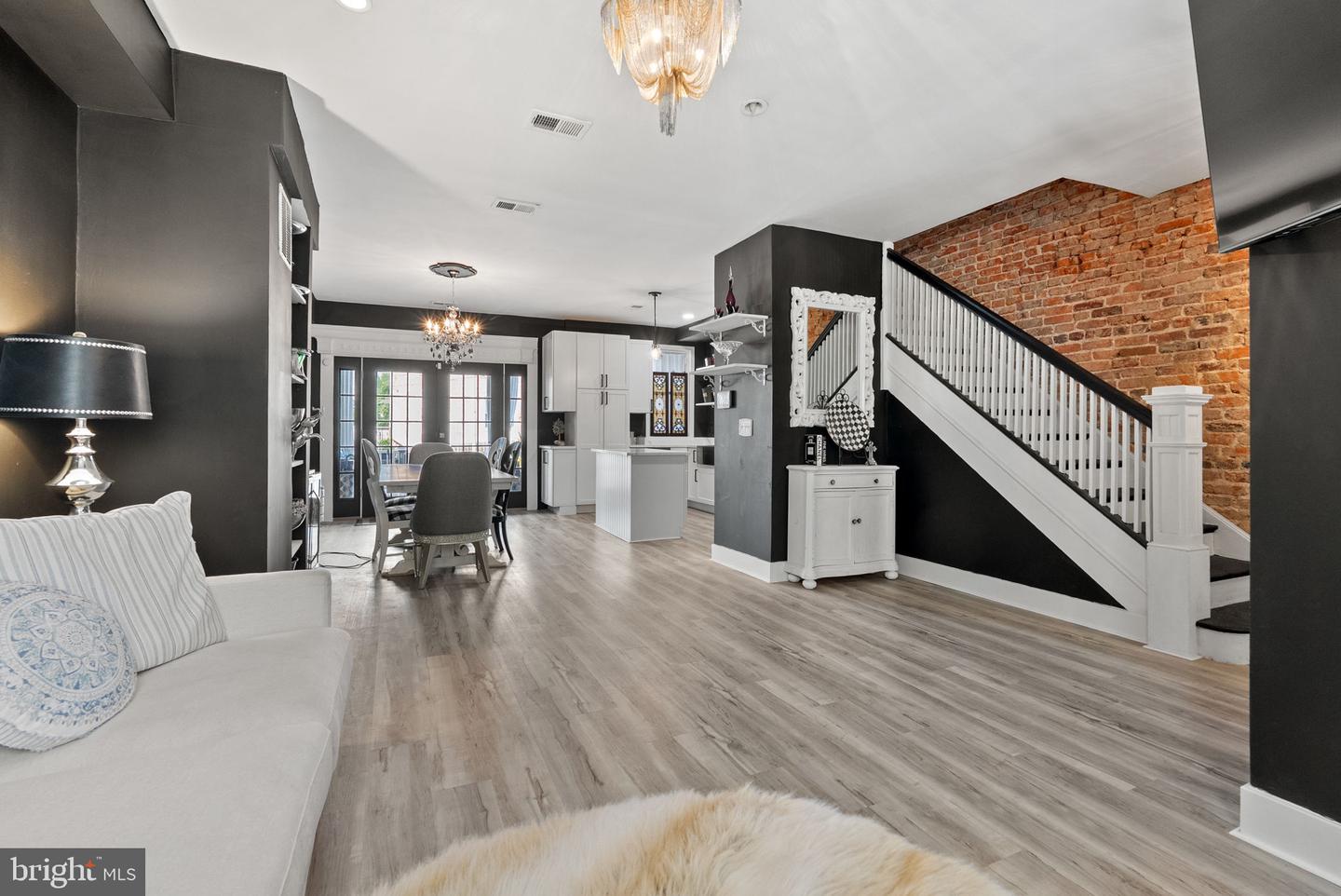 939 15TH ST SE, WASHINGTON, District Of Columbia 20003, 3 Bedrooms Bedrooms, ,1 BathroomBathrooms,Residential,For sale,939 15TH ST SE,DCDC2223252 MLS # DCDC2223252