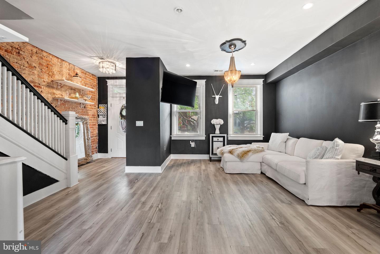 939 15TH ST SE, WASHINGTON, District Of Columbia 20003, 3 Bedrooms Bedrooms, ,1 BathroomBathrooms,Residential,For sale,939 15TH ST SE,DCDC2223252 MLS # DCDC2223252