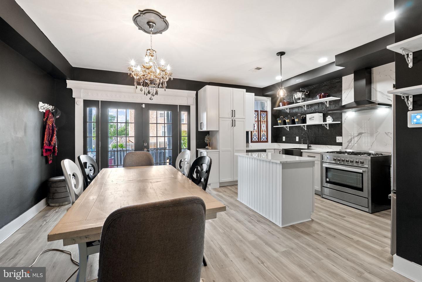 939 15TH ST SE, WASHINGTON, District Of Columbia 20003, 3 Bedrooms Bedrooms, ,1 BathroomBathrooms,Residential,For sale,939 15TH ST SE,DCDC2223252 MLS # DCDC2223252