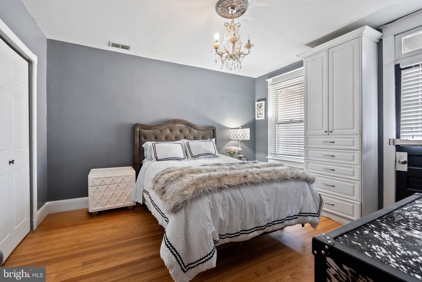939 15TH ST SE, WASHINGTON, District Of Columbia 20003, 3 Bedrooms Bedrooms, ,1 BathroomBathrooms,Residential,For sale,939 15TH ST SE,DCDC2223252 MLS # DCDC2223252