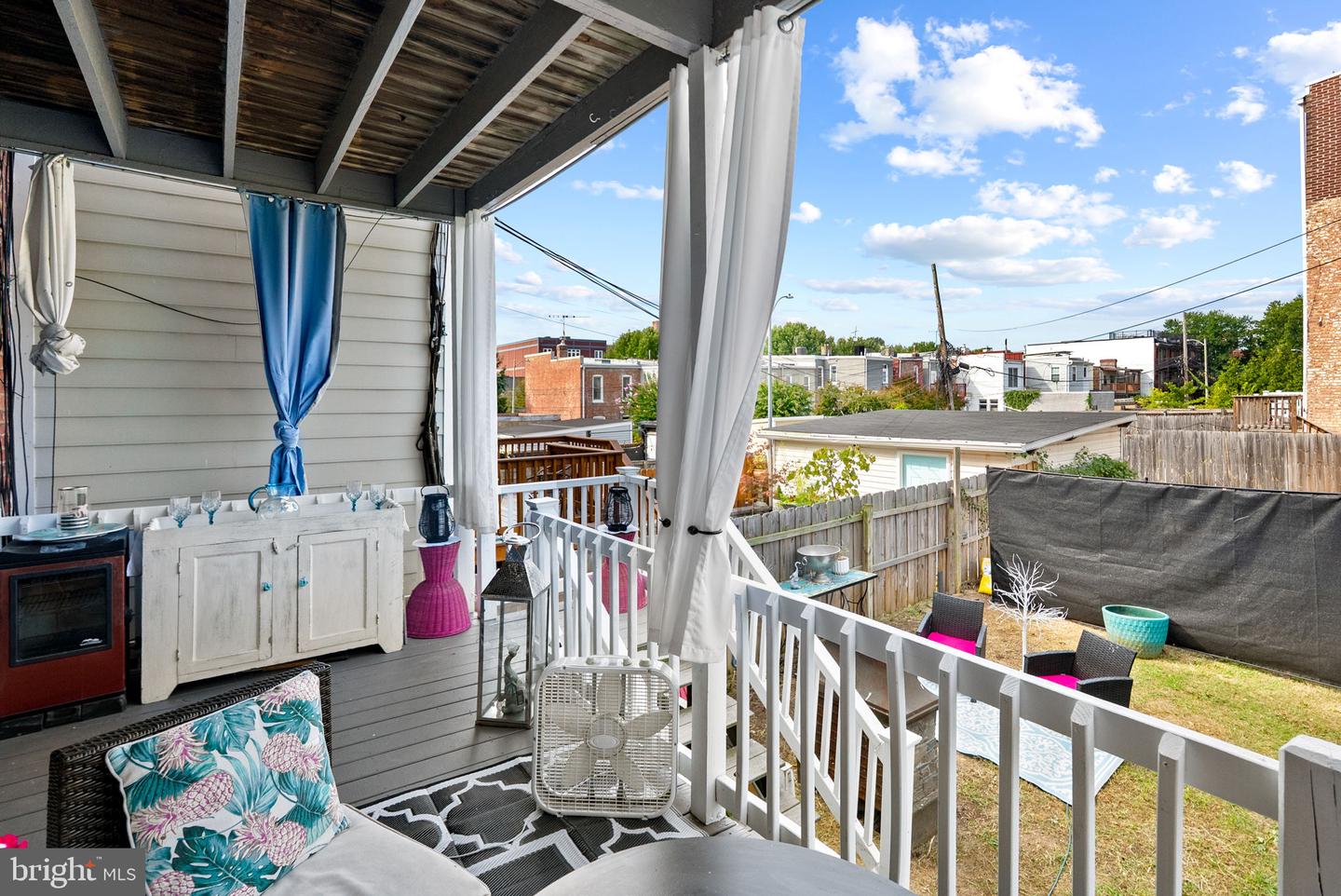 939 15TH ST SE, WASHINGTON, District Of Columbia 20003, 3 Bedrooms Bedrooms, ,1 BathroomBathrooms,Residential,For sale,939 15TH ST SE,DCDC2223252 MLS # DCDC2223252