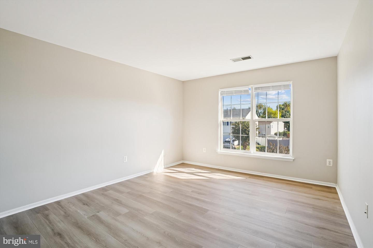 8 MINTWOOD DR, FREDERICKSBURG, Virginia 22405, 4 Bedrooms Bedrooms, ,3 BathroomsBathrooms,Residential,For sale,8 MINTWOOD DR,VAST2042782 MLS # VAST2042782 8 MINTWOOD DR, FREDERICKSBURG, Virginia 22405, 4 Bedrooms Bedrooms, ,3 BathroomsBathrooms,Residential,For sale,8 MINTWOOD DR,VAST2042782 MLS # VAST2042782