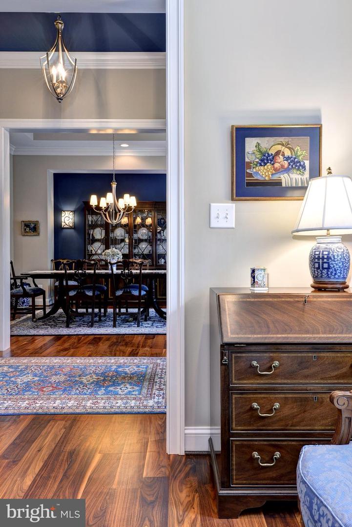137 WESTBURY, WILLIAMSBURG, Virginia 23188, 4 Bedrooms Bedrooms, ,4 BathroomsBathrooms,Residential,For sale,137 WESTBURY,VAJC2000528 MLS # VAJC2000528
