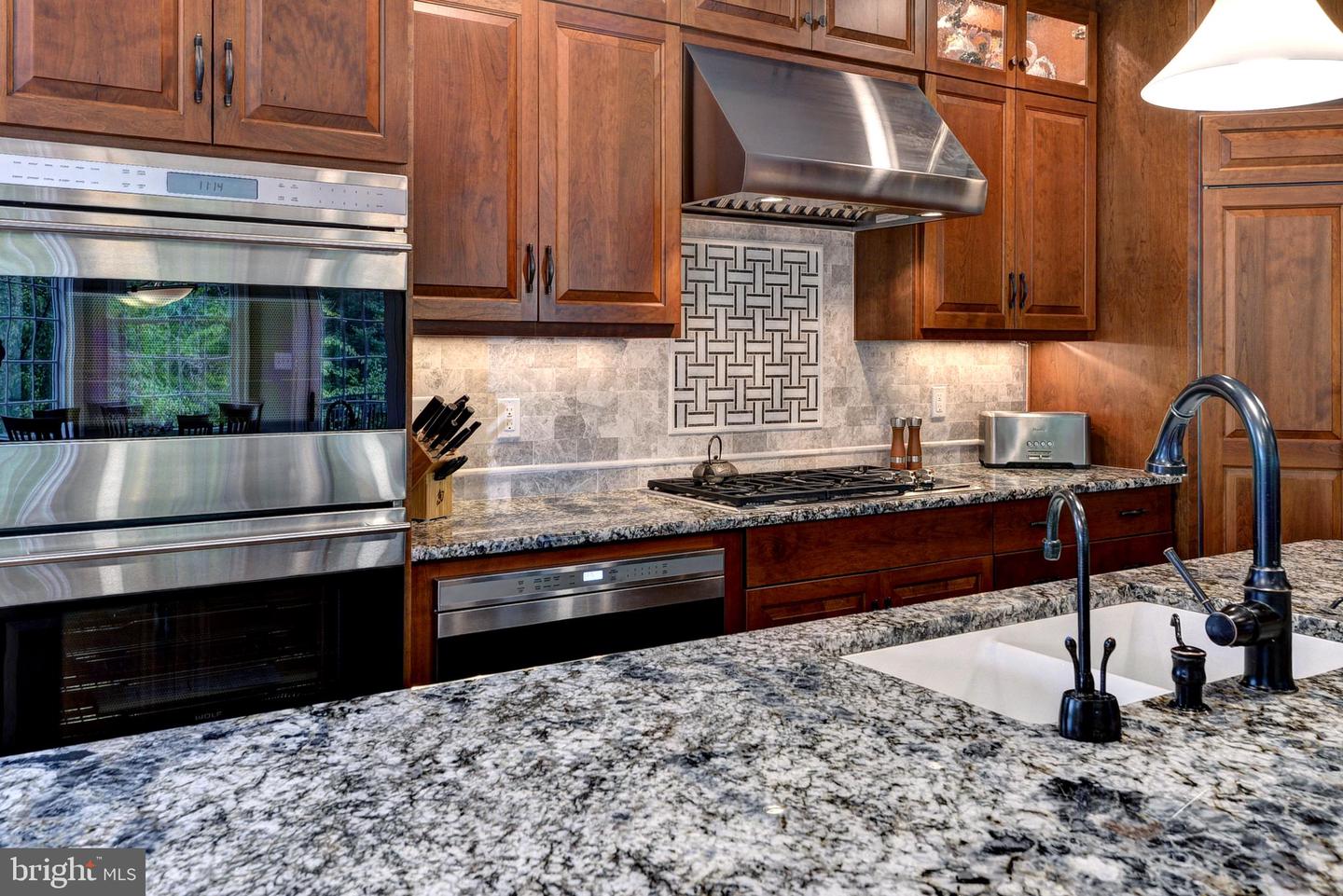 137 WESTBURY, WILLIAMSBURG, Virginia 23188, 4 Bedrooms Bedrooms, ,4 BathroomsBathrooms,Residential,For sale,137 WESTBURY,VAJC2000528 MLS # VAJC2000528