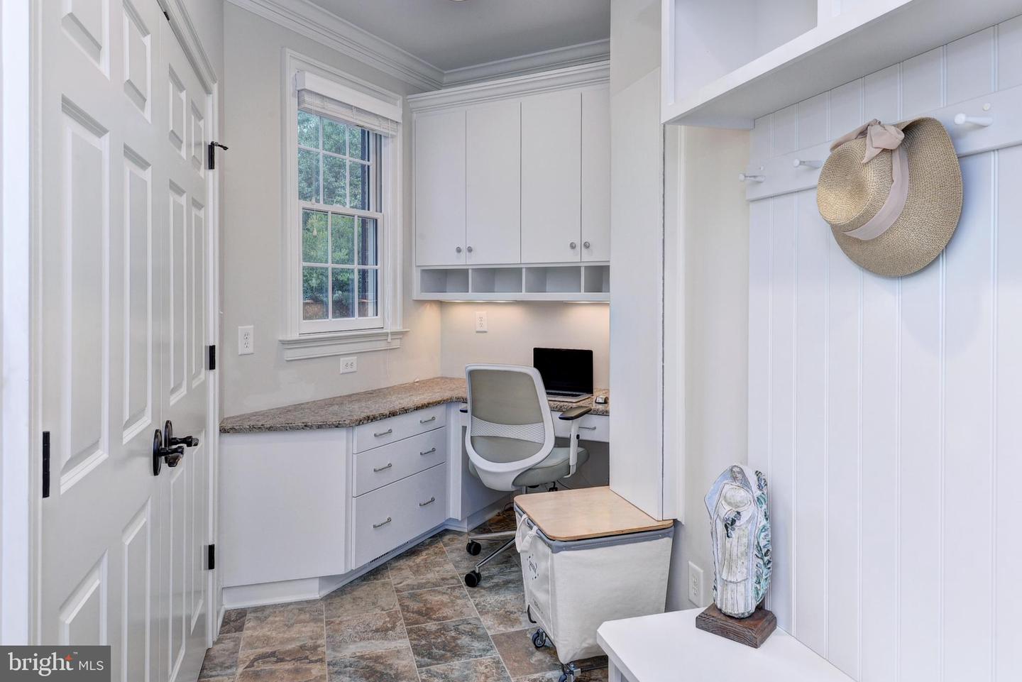 137 WESTBURY, WILLIAMSBURG, Virginia 23188, 4 Bedrooms Bedrooms, ,4 BathroomsBathrooms,Residential,For sale,137 WESTBURY,VAJC2000528 MLS # VAJC2000528