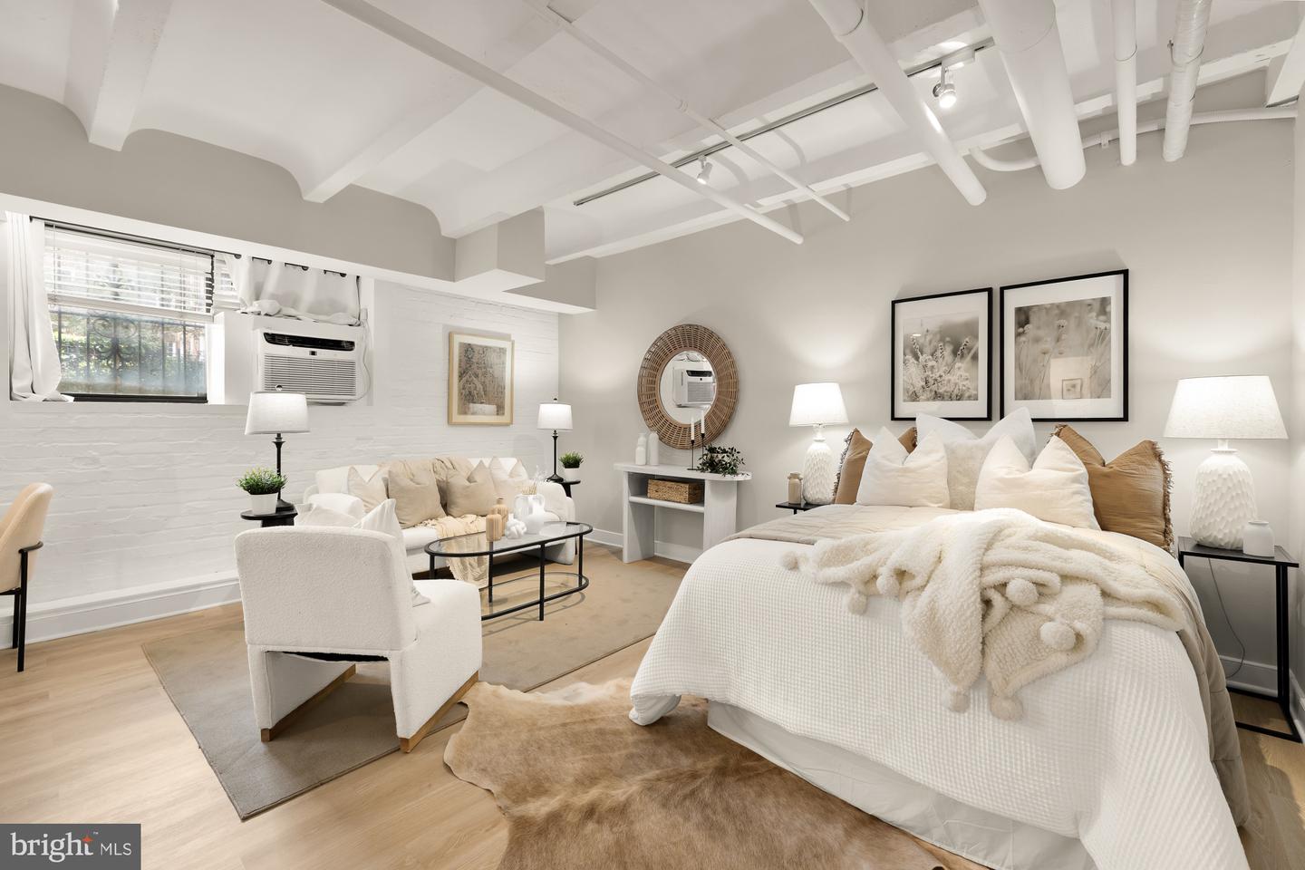 1514 17TH ST NW #B4, WASHINGTON, District Of Columbia 20036, ,1 BathroomBathrooms,Residential,For sale,1514 17TH ST NW #B4,DCDC2223292 MLS # DCDC2223292