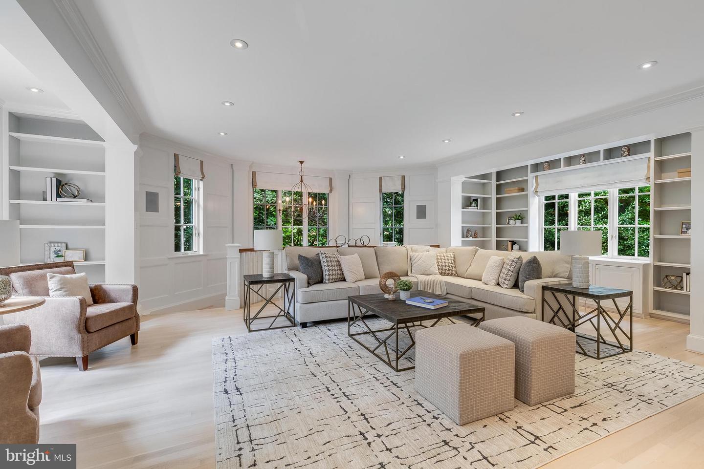 5033 TILDEN ST NW, WASHINGTON, District Of Columbia 20016, 6 Bedrooms Bedrooms, ,7 BathroomsBathrooms,Residential,For sale,5033 TILDEN ST NW,DCDC2223266 MLS # DCDC2223266